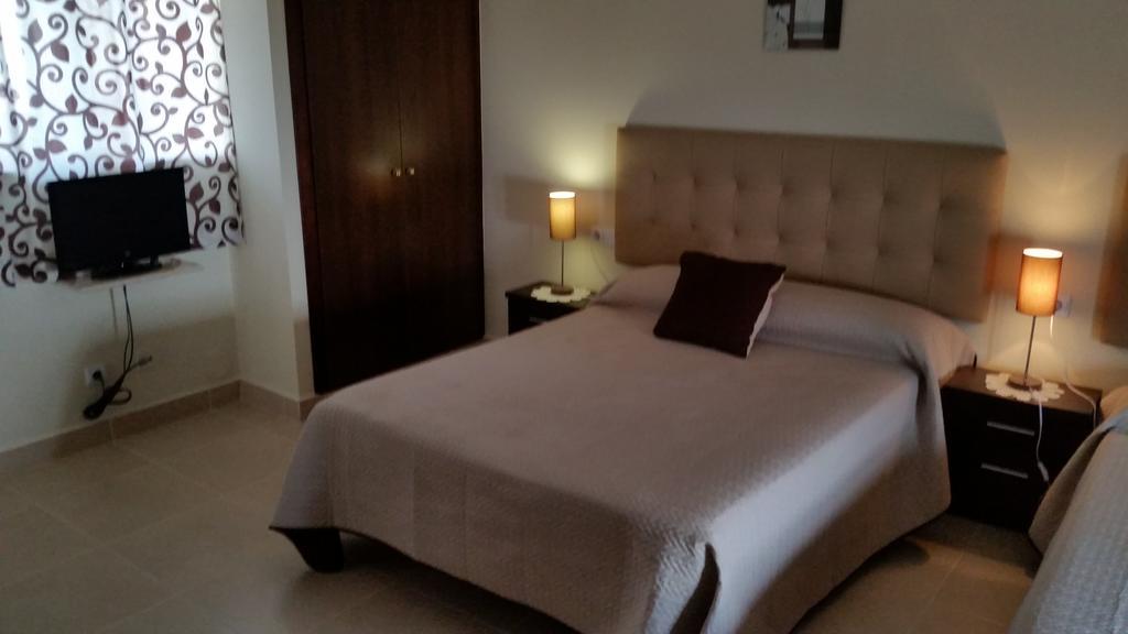 Hostal Malaga Аркос-де-ла-Фронтера Екстер'єр фото