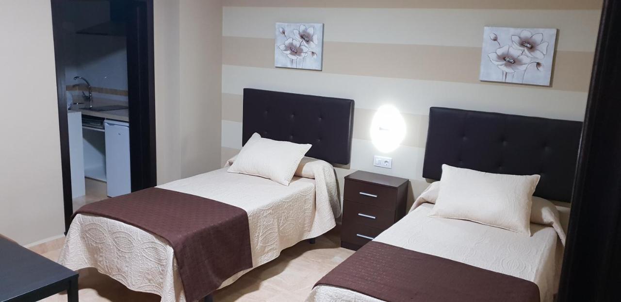 Hostal Malaga Аркос-де-ла-Фронтера Екстер'єр фото