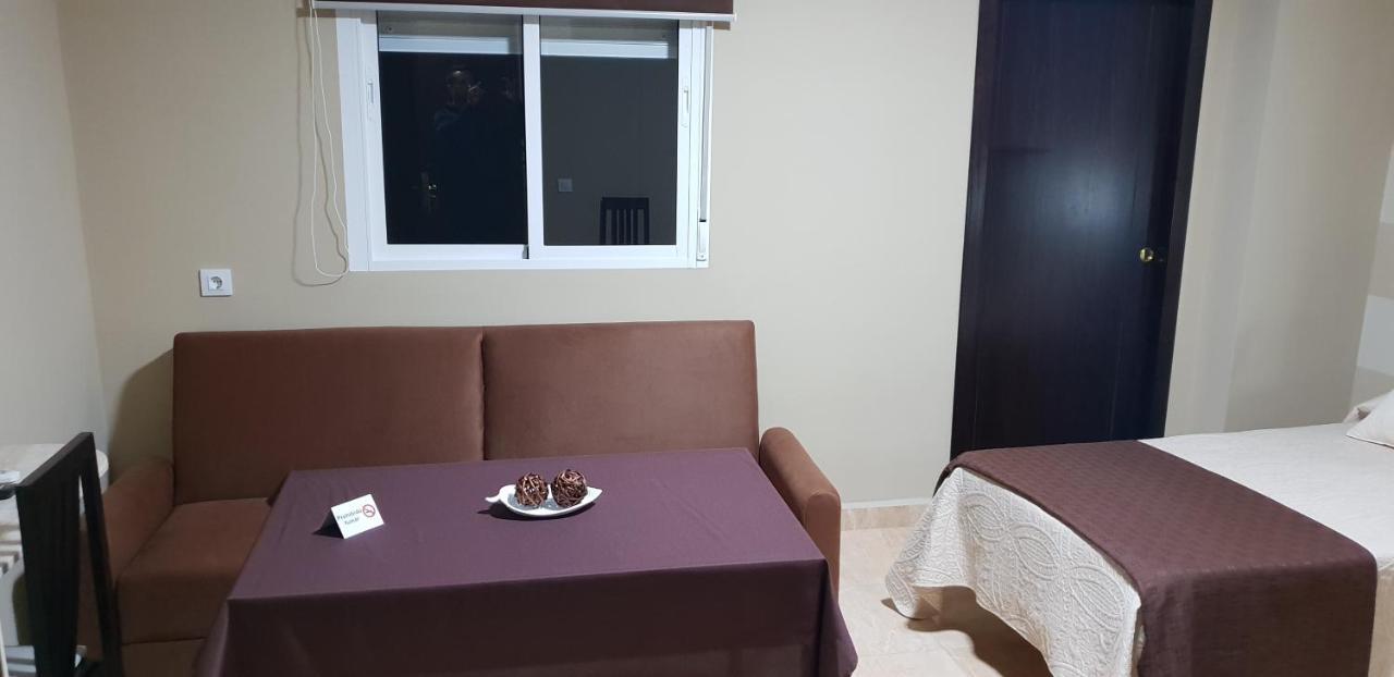 Hostal Malaga Аркос-де-ла-Фронтера Екстер'єр фото